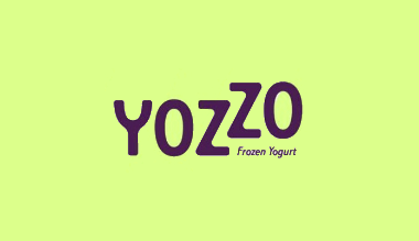 Loker Crews di Yozzo Frozen Yogurt